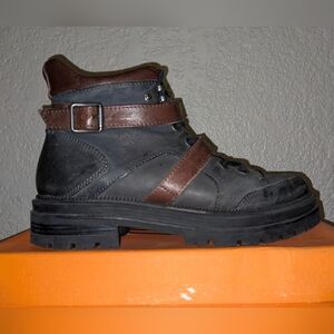 MizMooz Women's Duke Leather Lace Up Bootie  - Size 9